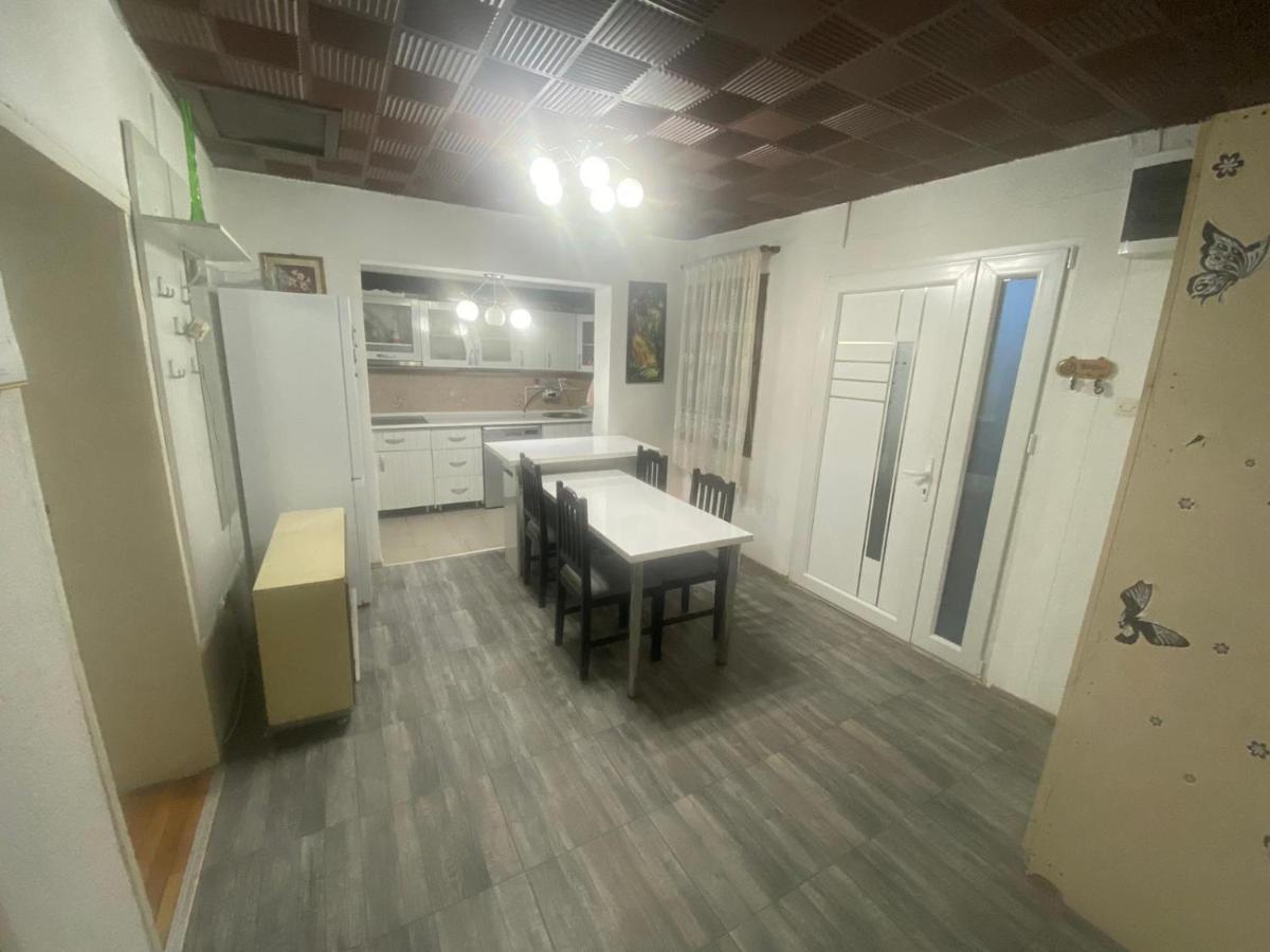 Iliovski Inn - Just Like Home ปรีเล็ป ภายนอก รูปภาพ