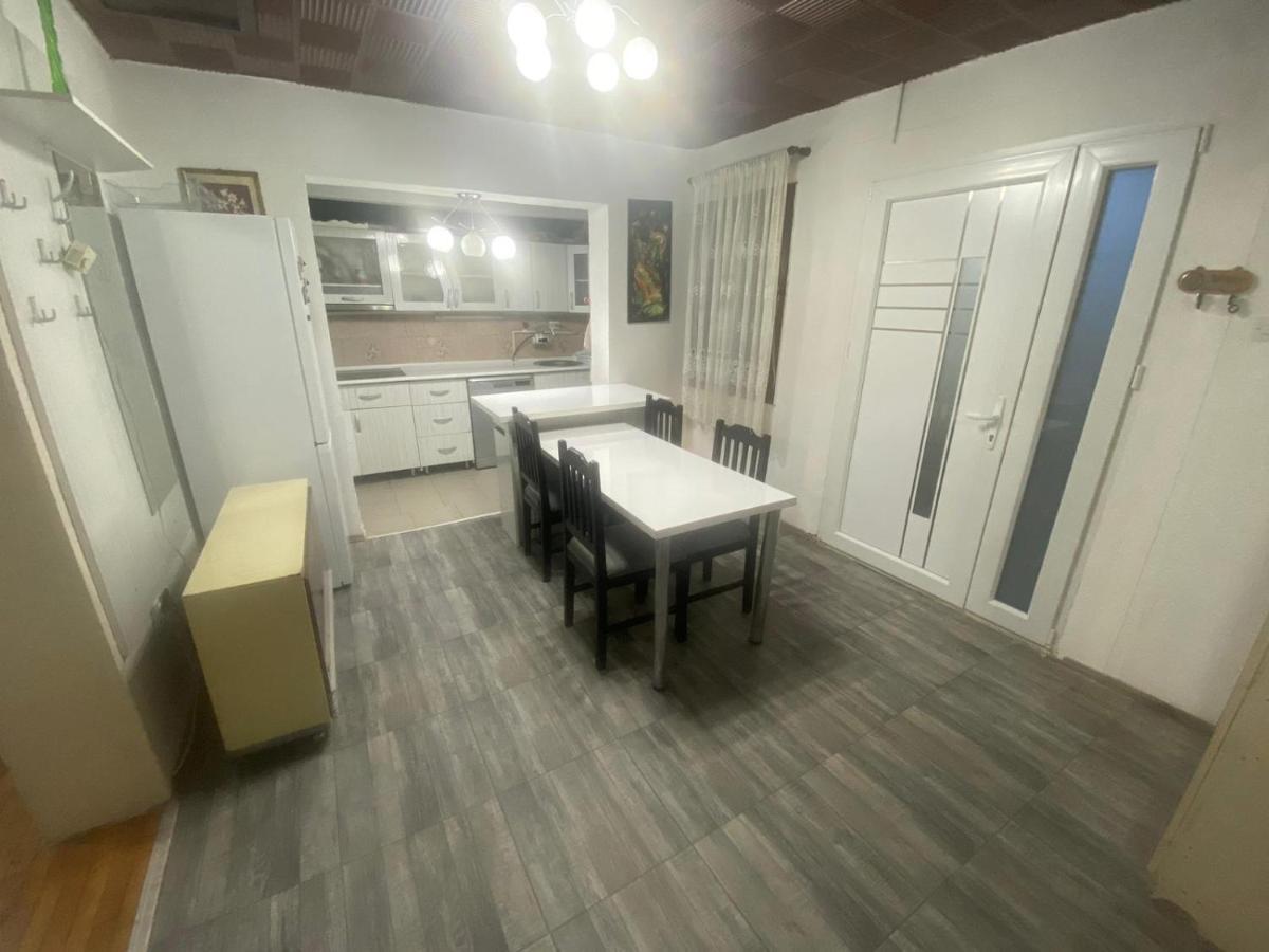 Iliovski Inn - Just Like Home ปรีเล็ป ภายนอก รูปภาพ
